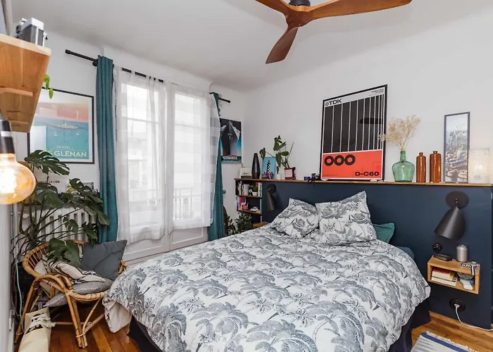 Comfy 31 M For 2 Well Decorated With Balcony Apartment