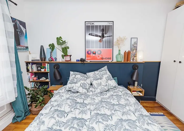Apartment Comfy 31 M For 2 Well Decorated With Balcony *